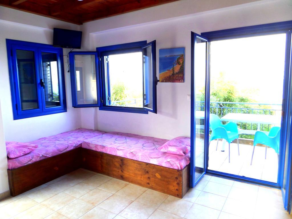Tentes Holiday Homes Vounária Cameră foto