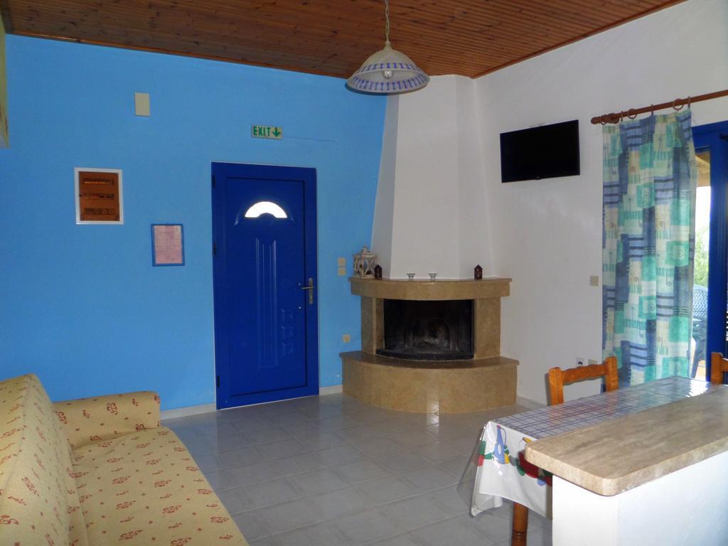 Tentes Holiday Homes Vounária Cameră foto