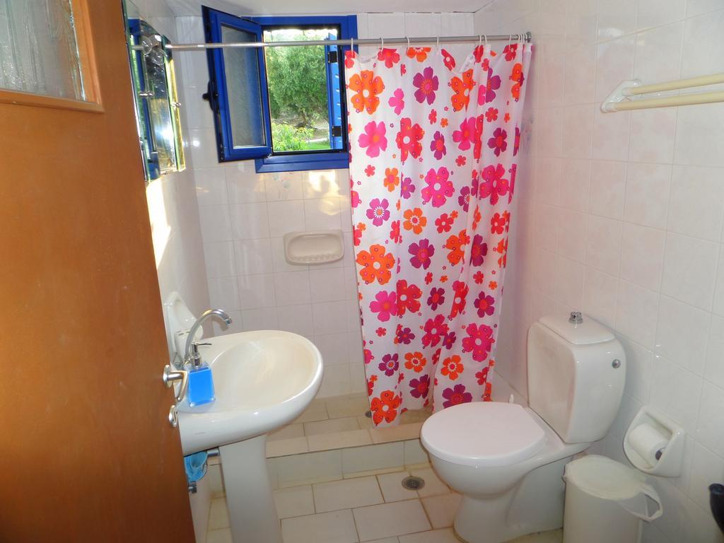 Tentes Holiday Homes Vounária Cameră foto